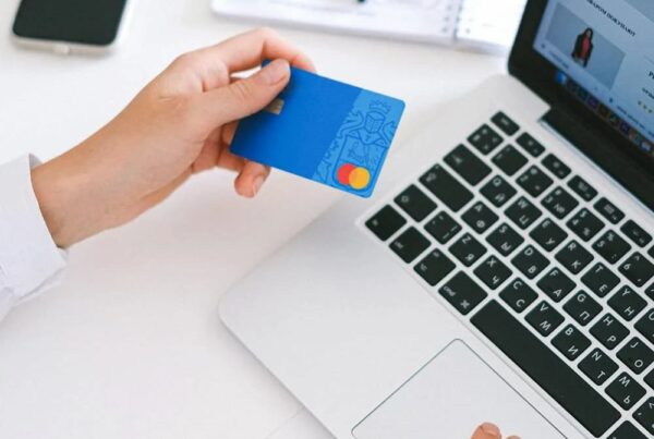 E Commerce Platforms 600x403 - Top E-Commerce Platforms: Find the Perfect Fit for Your Business