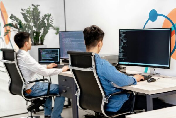 Web Agency vs Freelancer Which is the Right Choice for Your Project 600x403 - Web Agency vs Freelancer: Which is the Right Choice for Your Project?