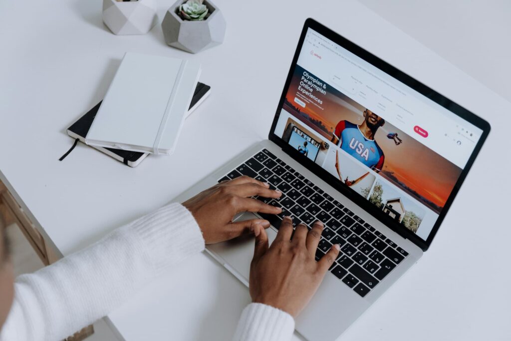 When Does a Business Need a Website  A Stage by Stage Breakdown 1024x683 - When Does a Business Need a Website? A Stage-by-Stage Breakdown